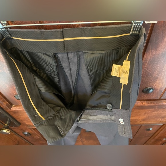 Gray Class Club (Dillard’s) Dress Pants, Size 16 - Picture 8 of 13